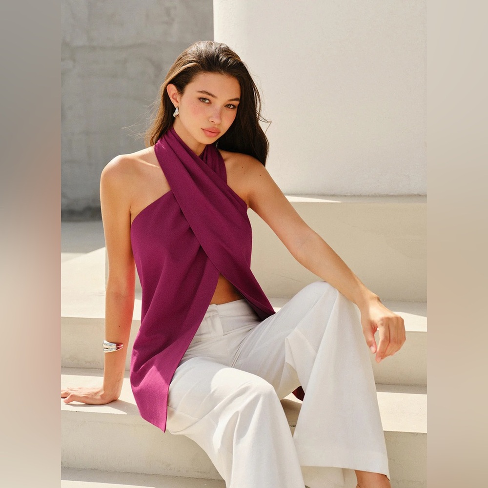 Halter-Style Cross-Neckline Backless Top Commense M MC7-23